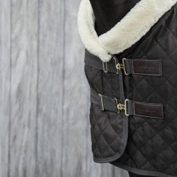 Kentucky Horsewear Versenytakaró barna